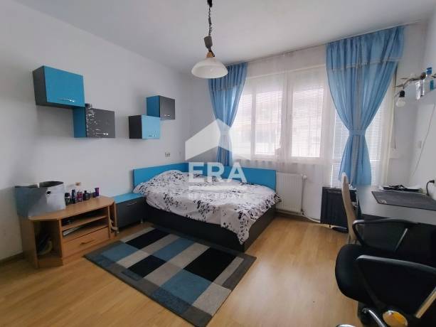 Етаж от къща за продажба в кв. Байкал, Кърджали