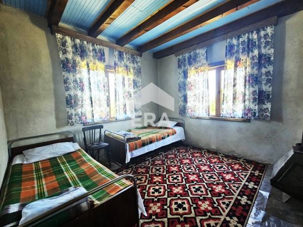 Вила в гората над гр. Рила в м-т Шипочен