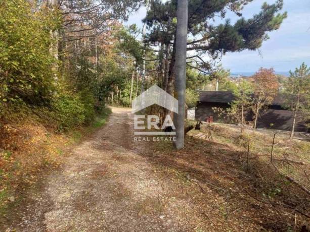 Парцел с морска панорама в м-ст Горна Трака град Варна
