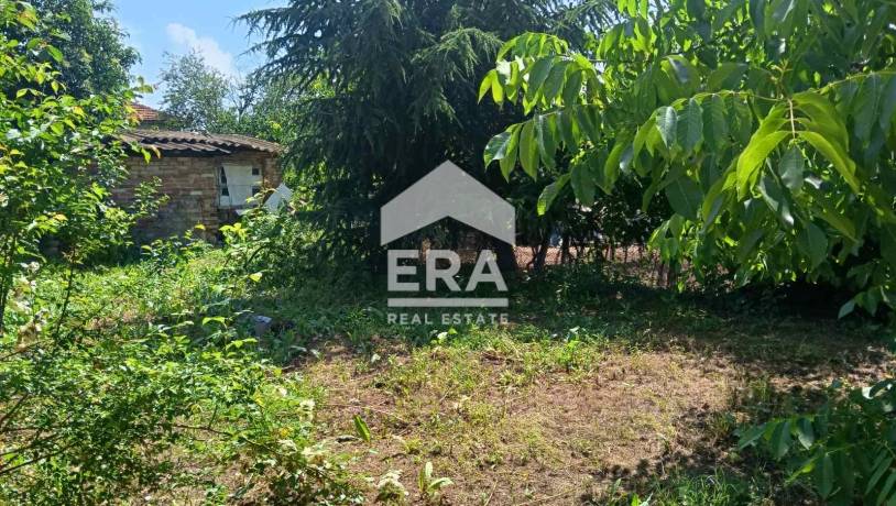САМО В ЕРА! ЕРА Сити Център продава етаж от къща в с. Преславен