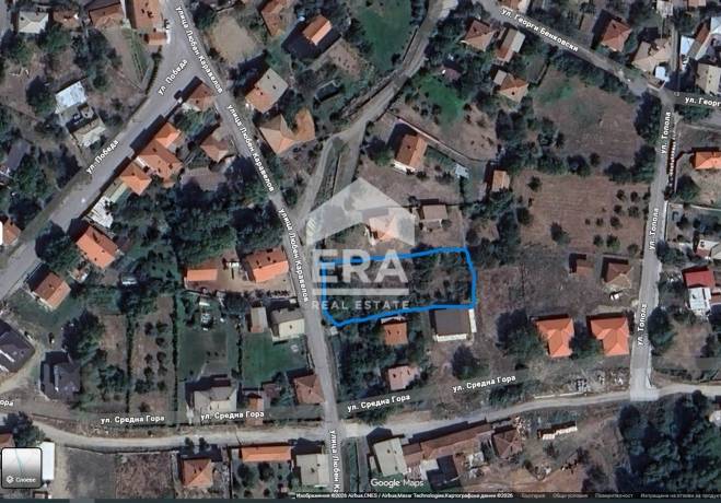 ЕРА надежда продава слънчев равен парцел, УПИ в с. Антон