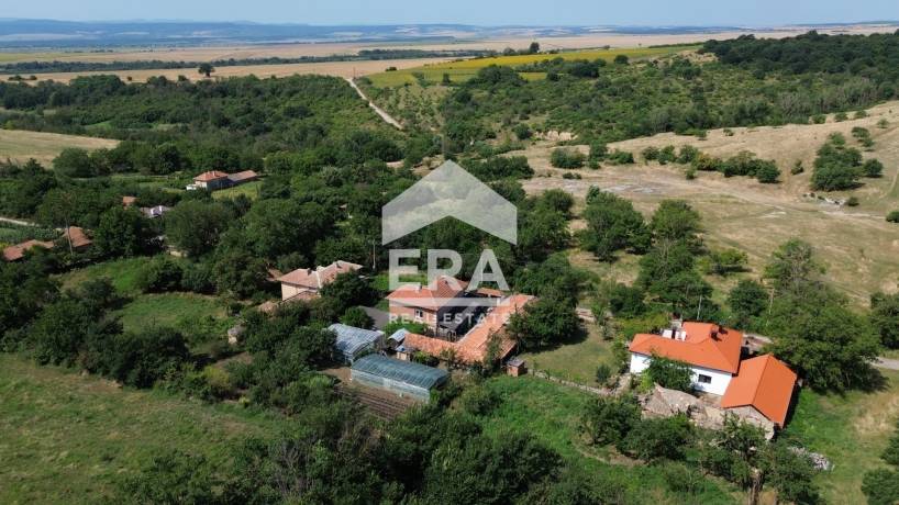 Къща за продажба в с. Черковна, област Варна