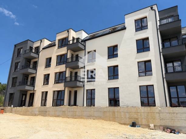Двустаен апартамент за продажба в м-т Пчелина, Варна