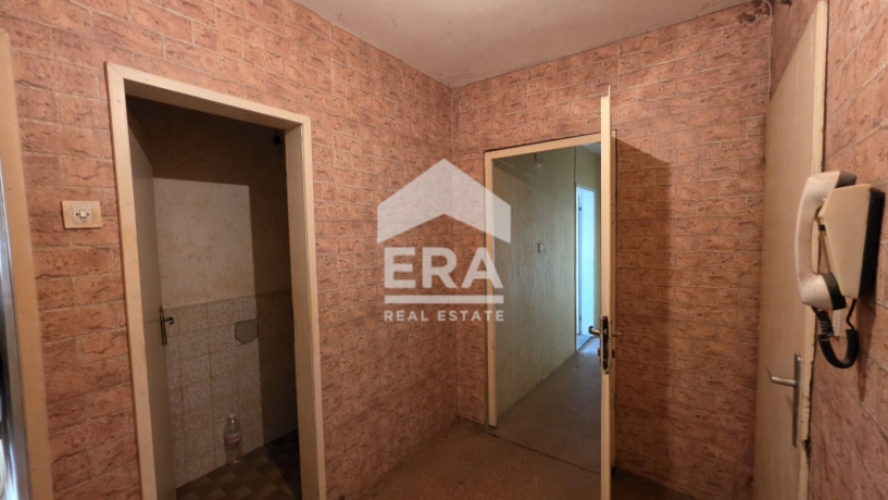 Четиристаен апартамент за продажба в кв. Мидия Енос, Русе