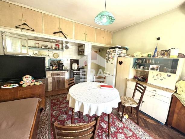 Четиристаен апартамент в идеалния център на В. Търново