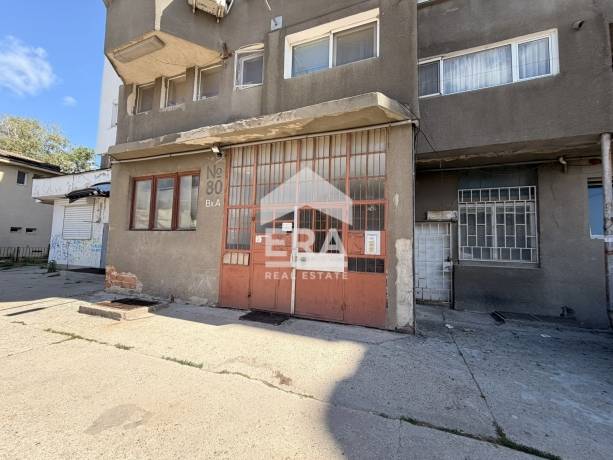 ЕКСКЛУЗИВНО! ЕРА Дръстър предлага за продажба тристаен тухлен апартамент в близост до ОУ „Иван Вазов“ - гр. Силистра!