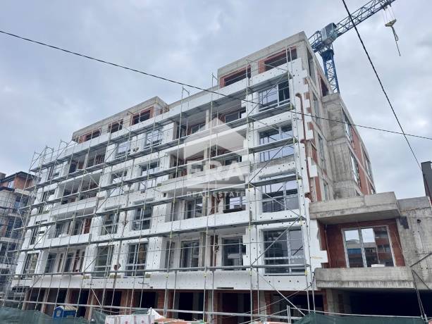 Тристаен апартамент с южно изложение в кв. Малинова долина