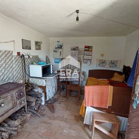 Къща за продажба в с. Горна Мелна, област Перник