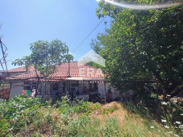 Къща за продажба в кв. Горна Гледка, Кърджали