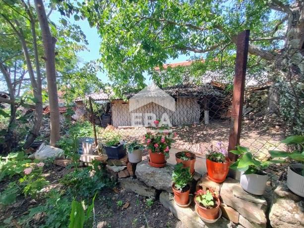 Къща за продажба в кв. Горна Гледка, Кърджали