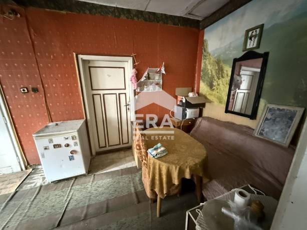Къща за продажба в гр. Българово, област Бургас