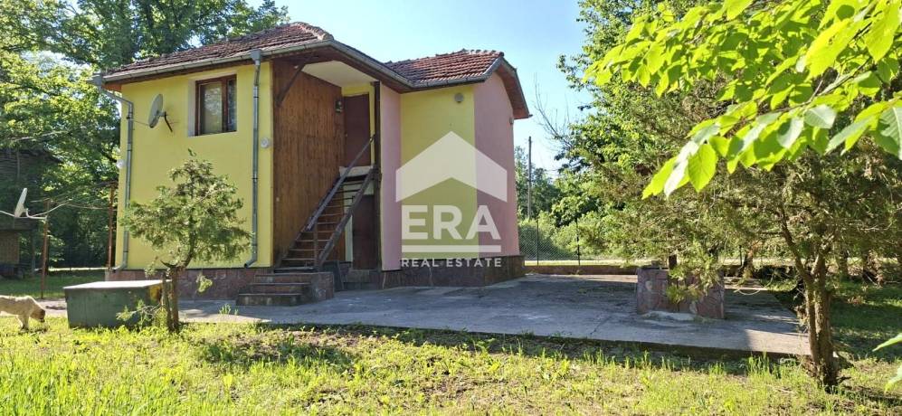 ЕКСКЛУЗИВНО!!! ЕРА ОСЪМ предлага за продажба имот в с. Сопот, община Угърчин