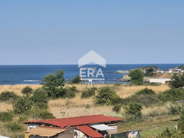 ПЪРВА ЛИНИЯ МОРЕ! Тристаен апартамент в с. Лозенец, комплекс "Лалов Егрек"!