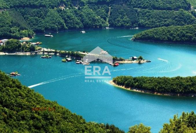 Ера Дом предлага на вашето внимание панорамна къща в китното родопско село Михалково.