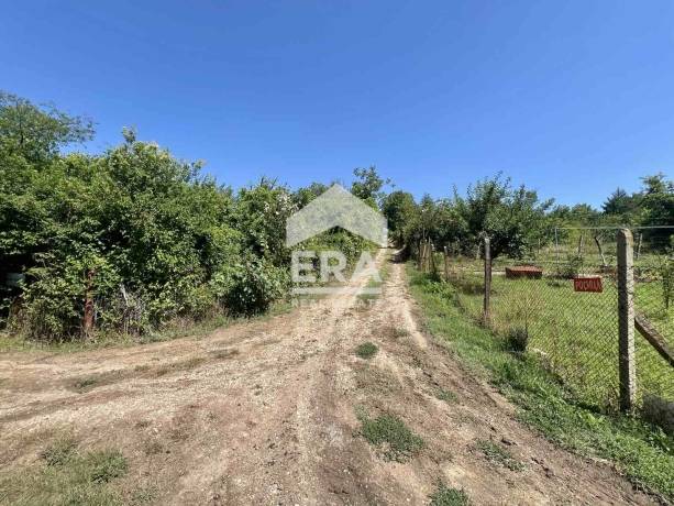 Парцел за продажба в с. Николово, област Русе