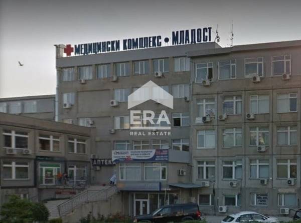 Бизнес имот под наем в кв. Младост 2, Варна