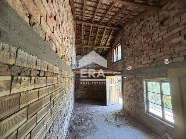 Къща за продажба в гр. Килифарево, област Велико Търново