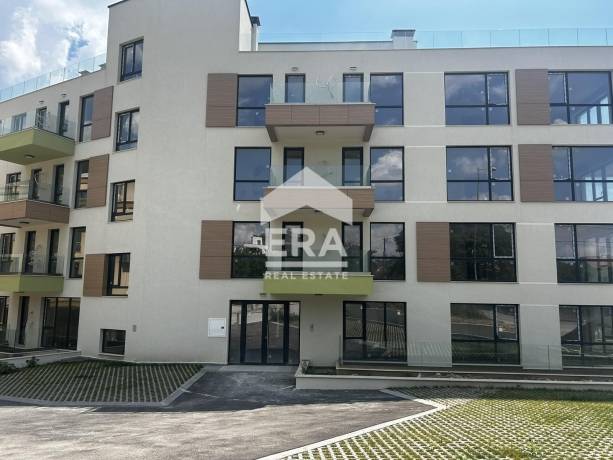 Тристаен апартамент за продажба в кв. Виница, Варна