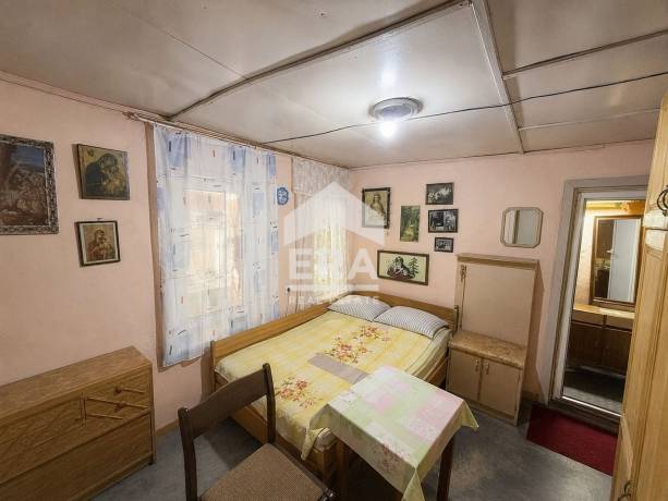 Етаж от къща в кв. Варуша, гр. Велико Търново