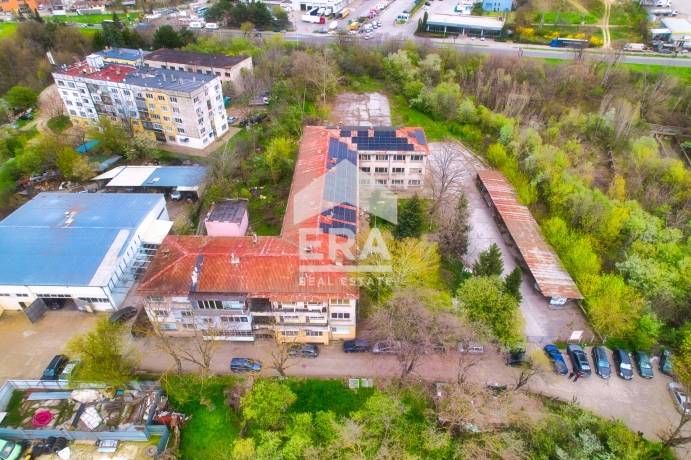 Бизнес имот за продажба в кв. Източна промишлена зона, Русе