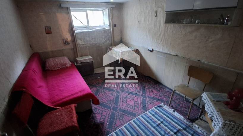 Етаж от къща за продажба в кв. Родина 1, Русе