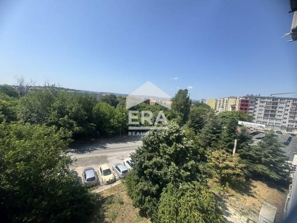 Тристаен апартамент за продажба в кв. Победа, Варна