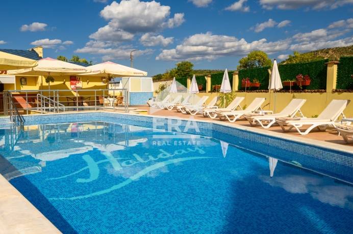 Бизнес имот за продажба в гр. Велинград, област Пазарджик