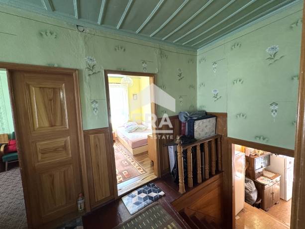 Къща за продажба в с. Пчелище, област Велико Търново