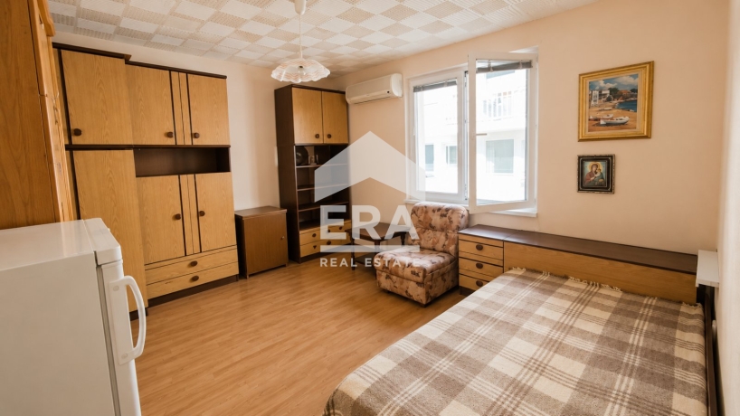 Етаж от къща за продажба в кв. Изток, Търговище