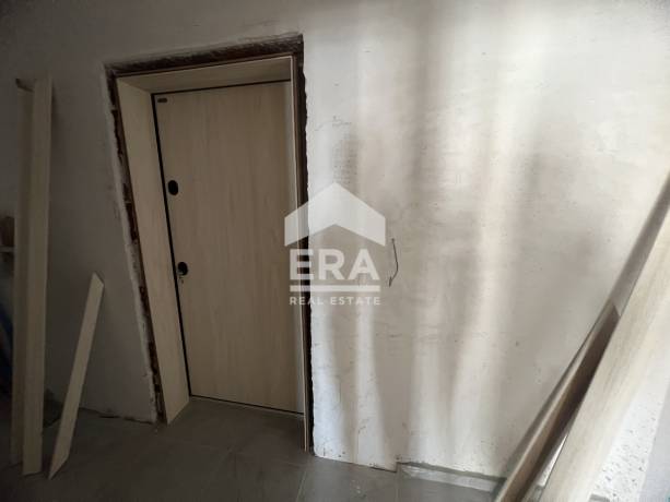 ЕРА Надежда продава тристаен апартамент пред АКТ 14 в ж.к. Люлин 3, на метри от метростанция "Люлин"