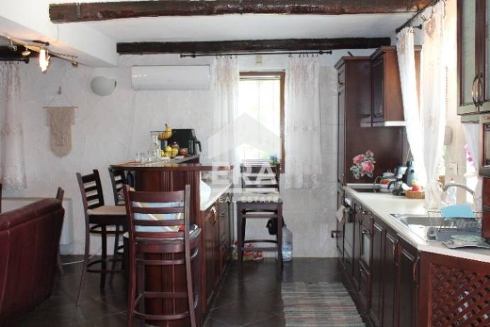 Къща за продажба в с. Бата, област Бургас