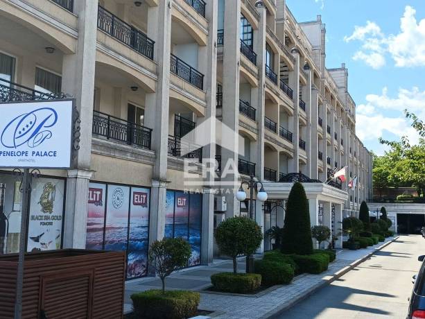 Студио в луксозен комплекс на брега на морето