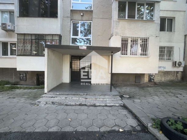 Двустаен апартамент за продажба в кв. Люлин 9, София