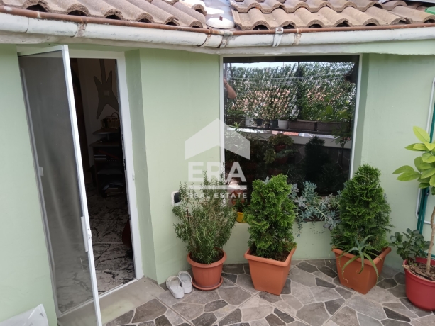 Двустаен апартамент за продажба в кв. Възраждане, Бургас