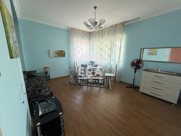 Етаж от къща за продажба в кв. Училищни, Хасково