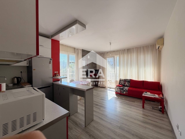 Двустаен апартамент за продажба в кв.Възраждане 4 - Варна.