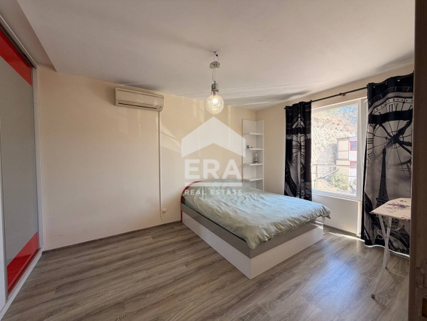 Двустаен апартамент за продажба в кв.Възраждане 4 - Варна.