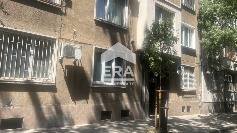 Офис за продажба в кв. Лозенец, София