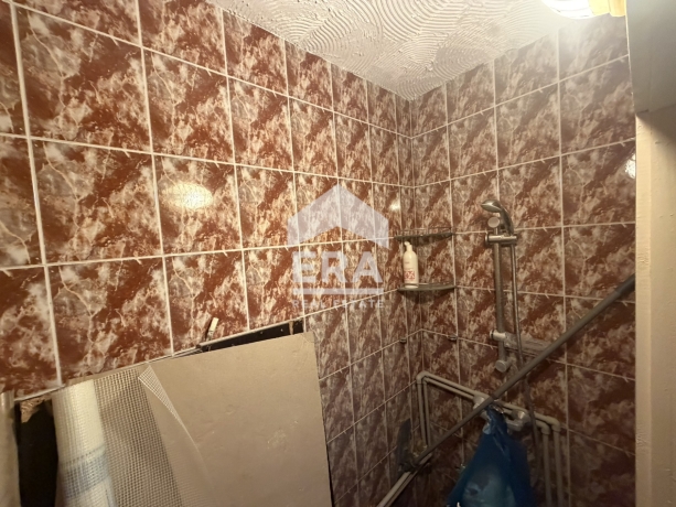 Офис за продажба в Център, Варна