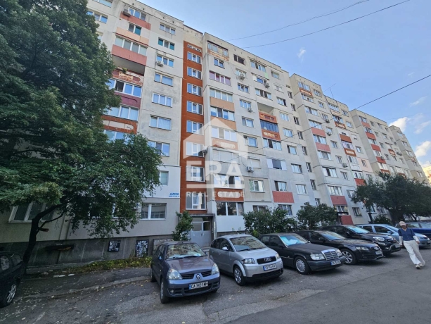 ЕРА продава гарсониера в Надежда 1