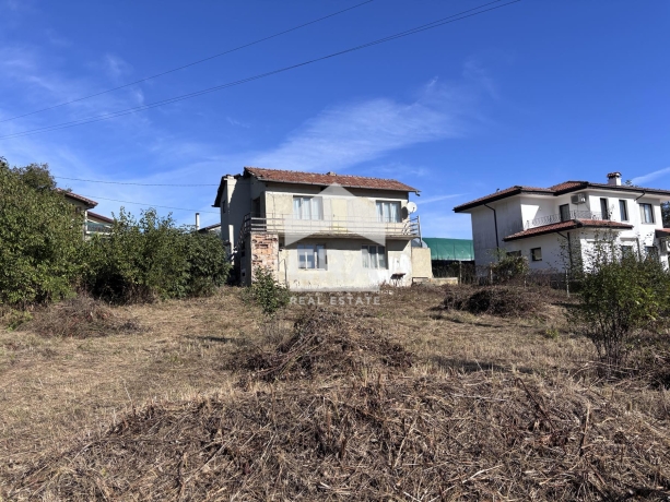 Парцел за продажба в с. Осеново, област Варна