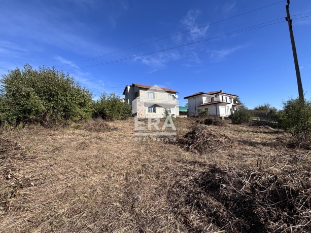 Парцел за продажба в с. Осеново, област Варна