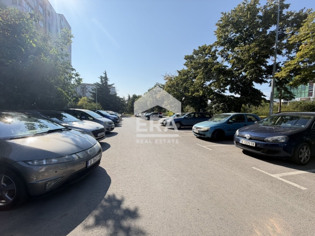 Двустаен апартамент за продажба в кв. Кайсиева градина, Варна