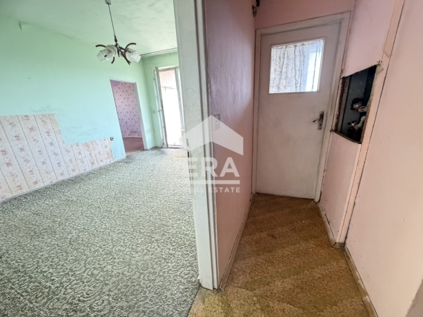 Двустаен апартамент за продажба в кв. Кайсиева градина, Варна