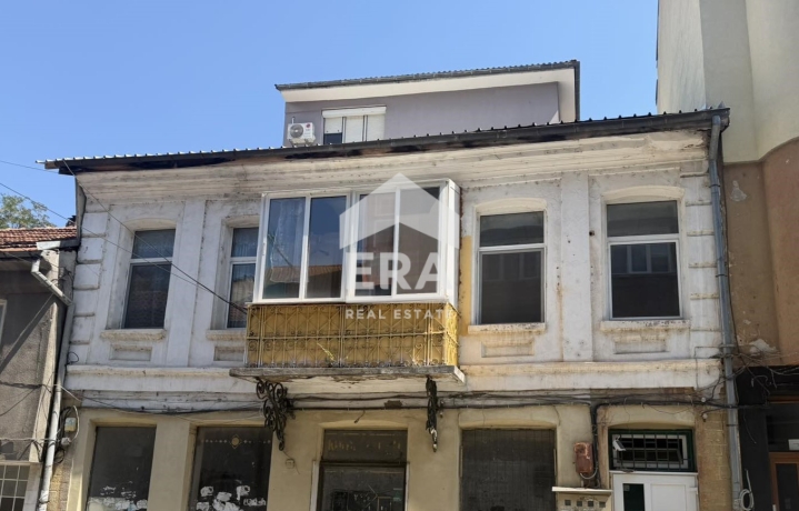 Етаж от къща в центъра на гр. Габрово