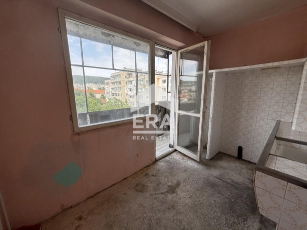 Двустаен апартамент за продажба в кв. Болницата, Шумен