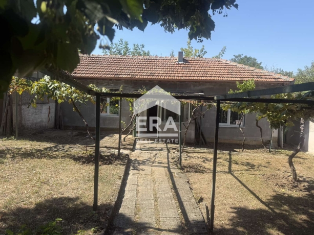 Къща за продажба в Крумово, област Варна