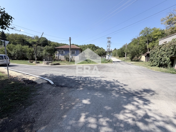 Къща за продажба в с. Ветрен, област Силистра