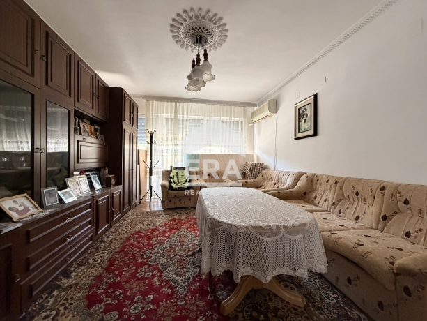 Многостаен апартамент за продажба в кв. Римска гробница, Силистра