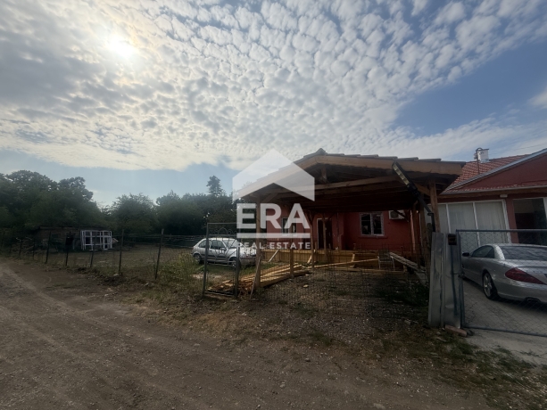 Къща за продажба във в.з. Русофили, Русе